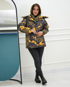 کاپشن مدل سارای