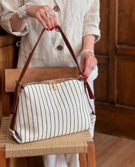 کیف دوشی کنفی