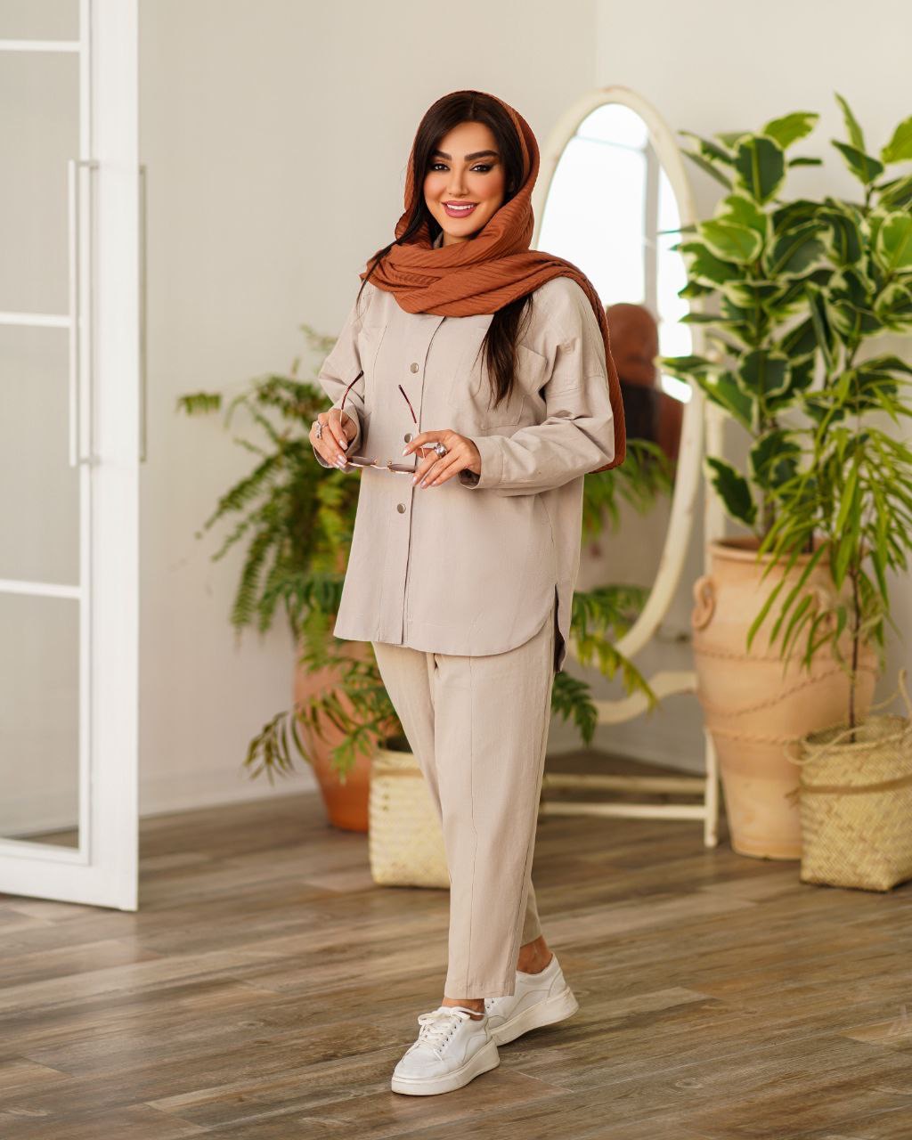 مانتو-شلوار-بغل-هلال