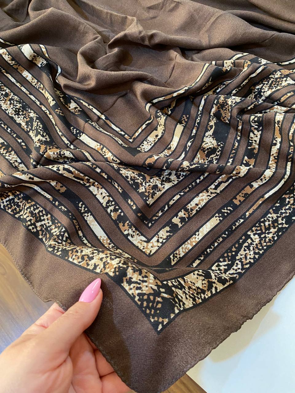 روسری-سیا-اسکارف-پاییزه