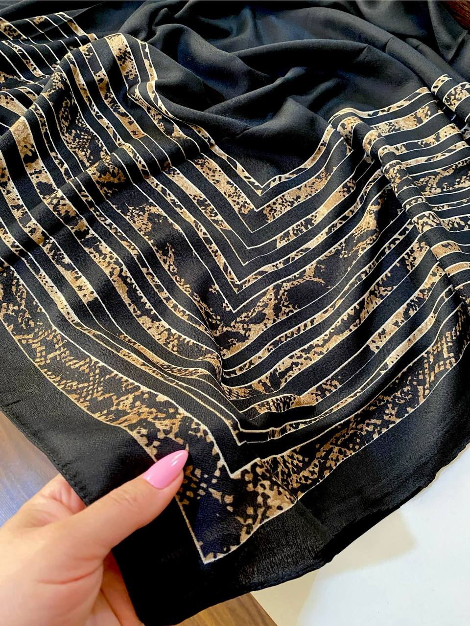 روسری-سیا-اسکارف-پاییزه