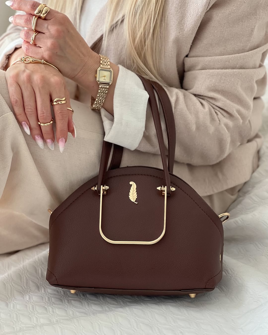 کیف-پاسپورتی-دسته-فلز